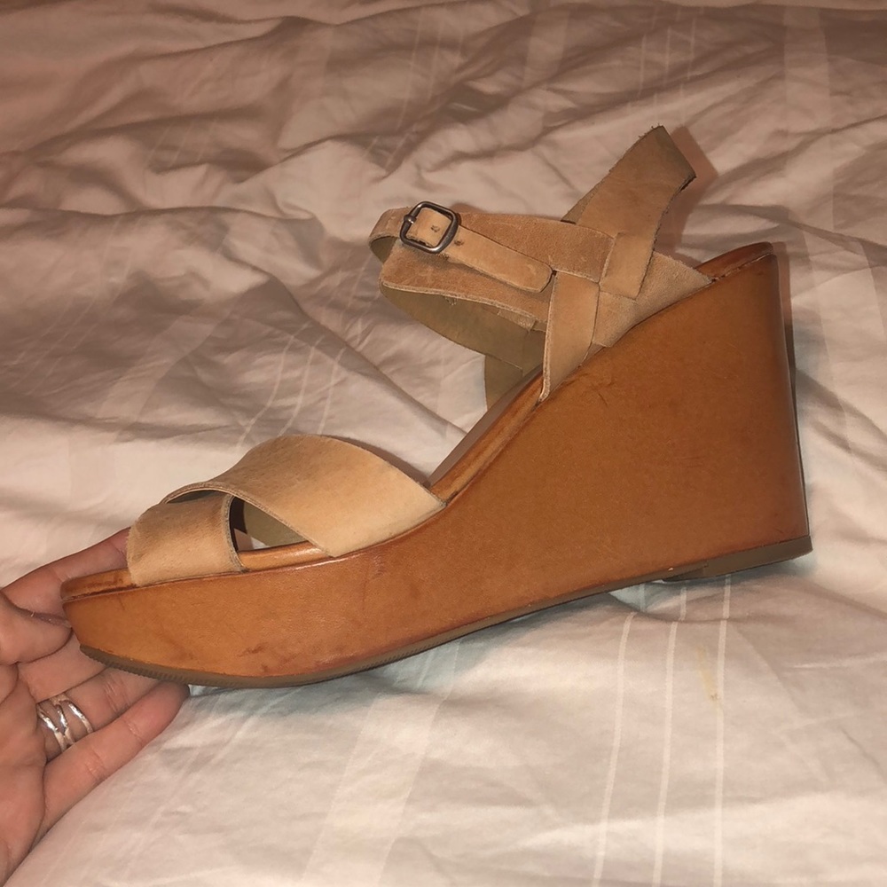 Lucky Brand Wedges - Picture 2 of 3
